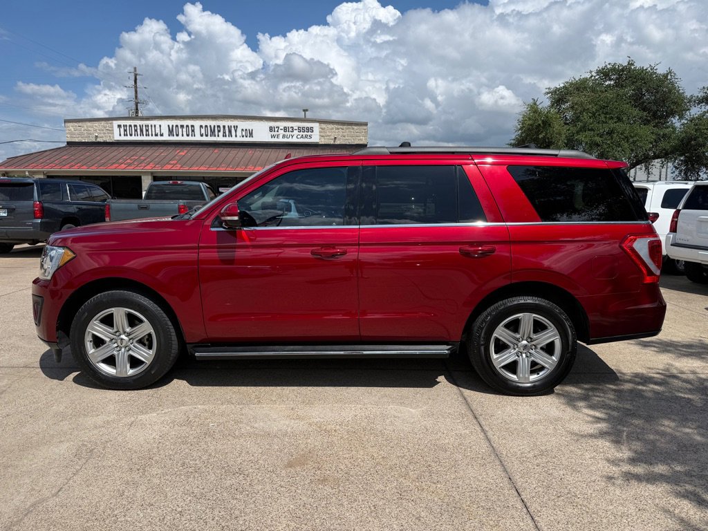 Used 2018 Ford Expedition XLT w/ Equipment Group 202A RWD image 4