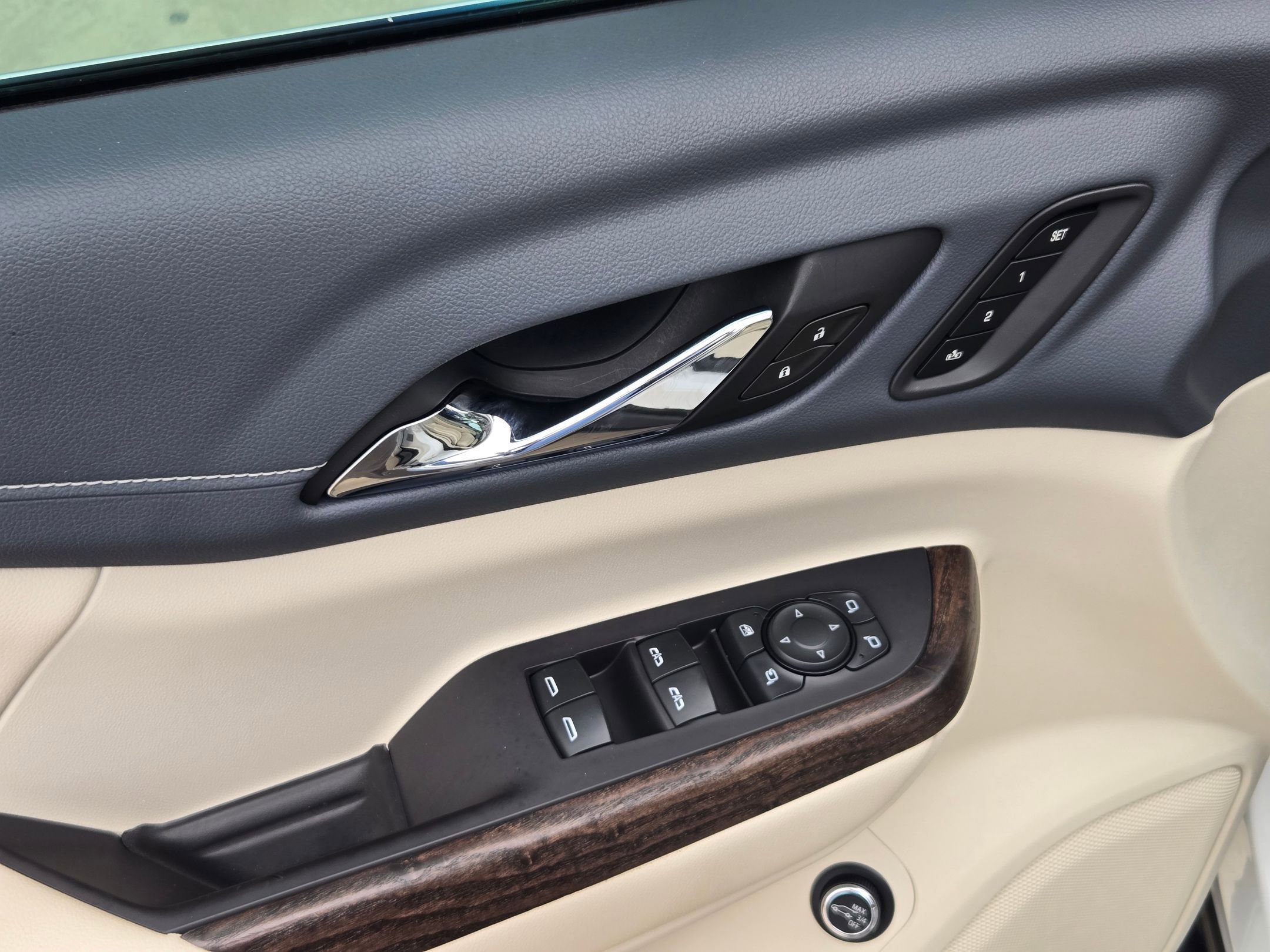 Certified 2020 GMC Acadia Denali image 12