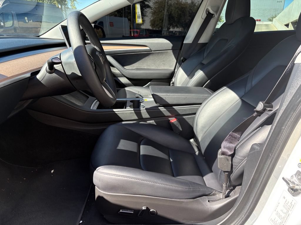 Used 2023 Tesla Model 3 Standard Range RWD image 8
