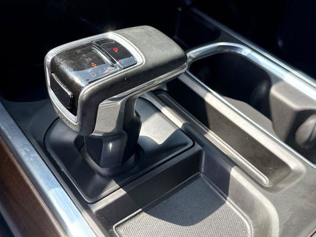 Used 2025 Chevrolet Silverado 1500 High Country AWD/4WD image 22