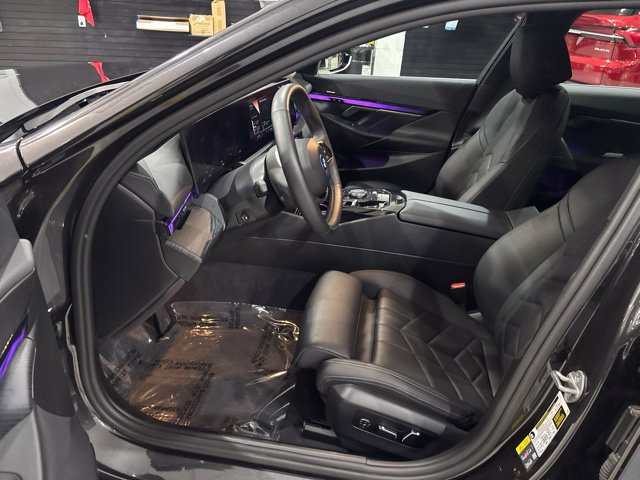 Used 2024 BMW i5 eDrive40i w/ Premium Package RWD image 13