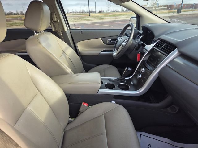 Used 2013 Ford Edge SEL AWD/4WD image 30