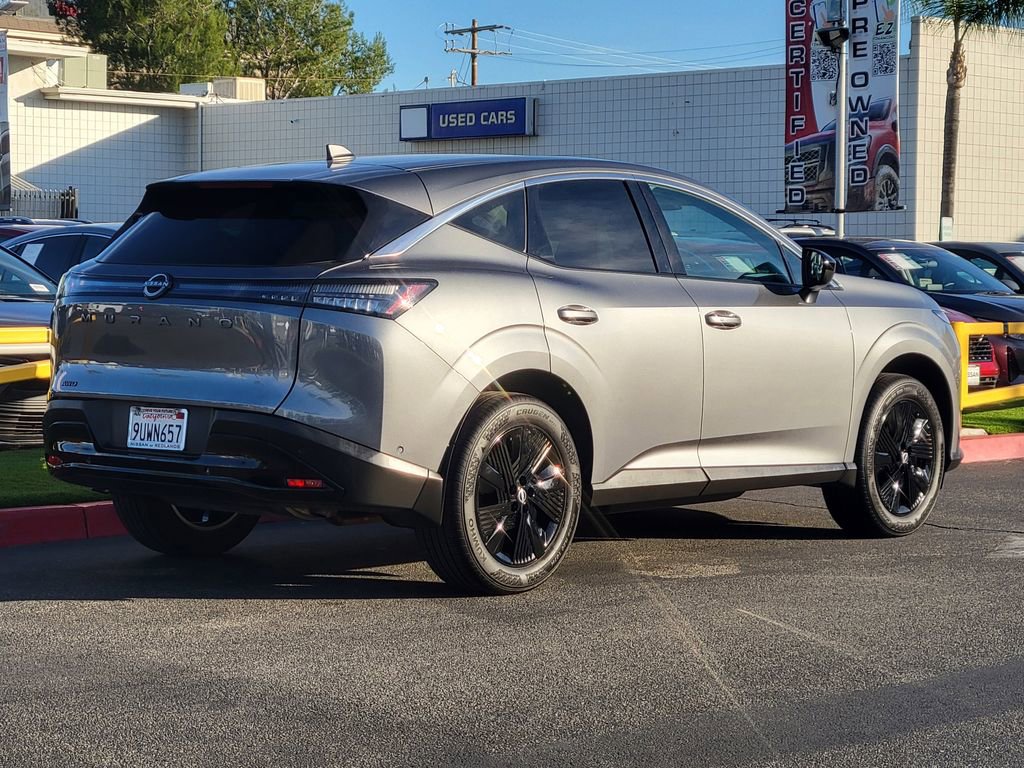 Certified 2025 Nissan Murano SV image 2