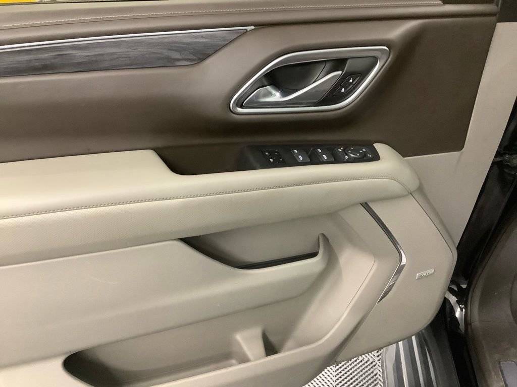Used 2021 GMC Yukon SLT w/ SLT Luxury Plus Package image 12