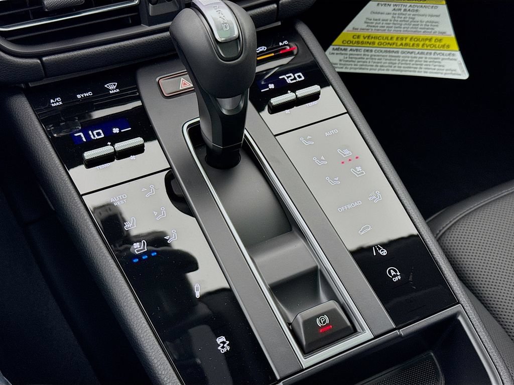 New 2026 Porsche Macan S AWD/4WD image 23