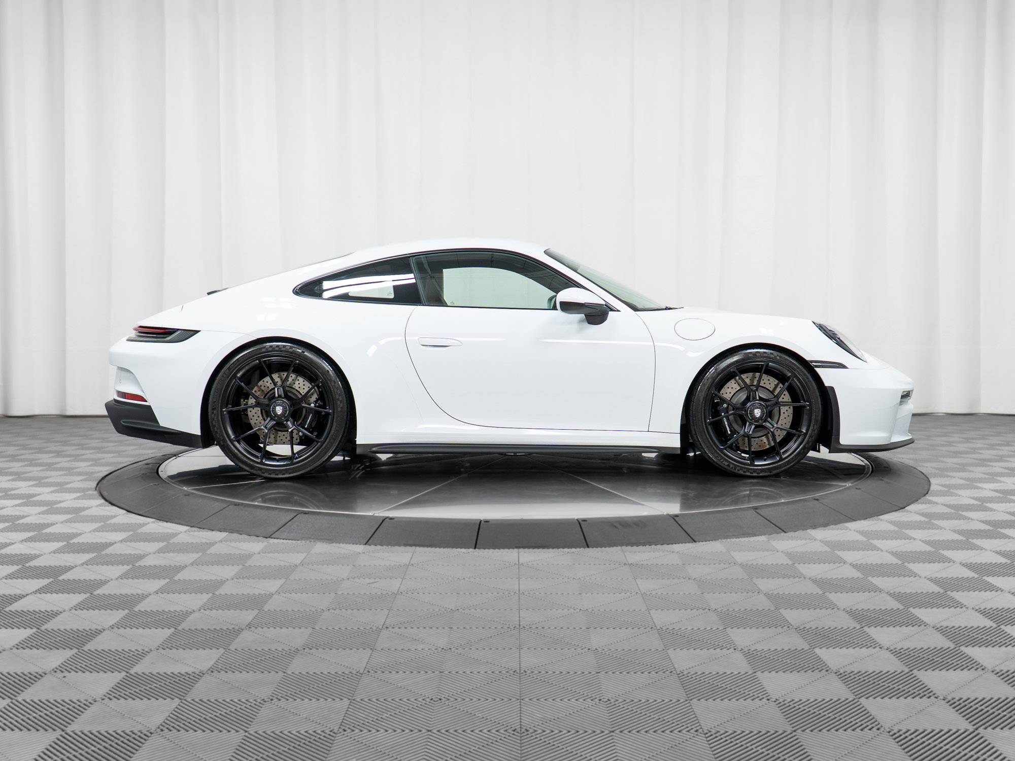 Certified 2023 Porsche 911 GT3 image 8