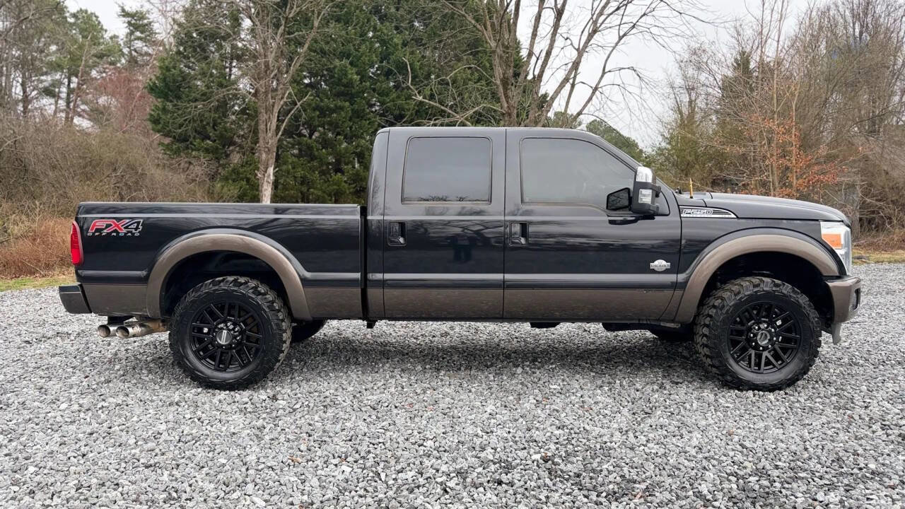 Used 2015 Ford F250 King Ranch w/ King Ranch w/Chrome Package image 9