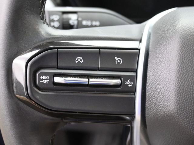 Used 2024 Chevrolet Colorado ZR2 w/ Technology Package image 16