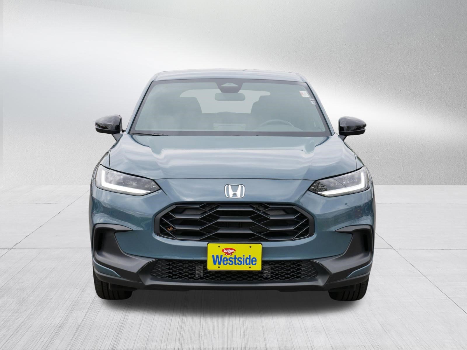 Used 2025 Honda HR-V Sport image 2