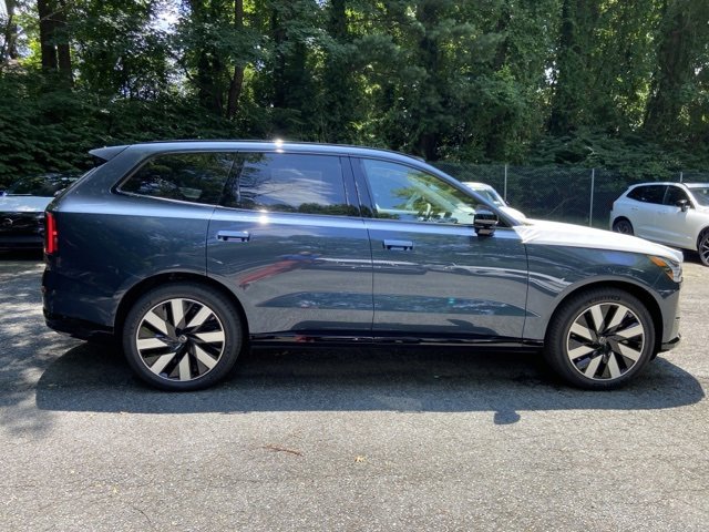 New 2025 Volvo EX90 Ultra image 8