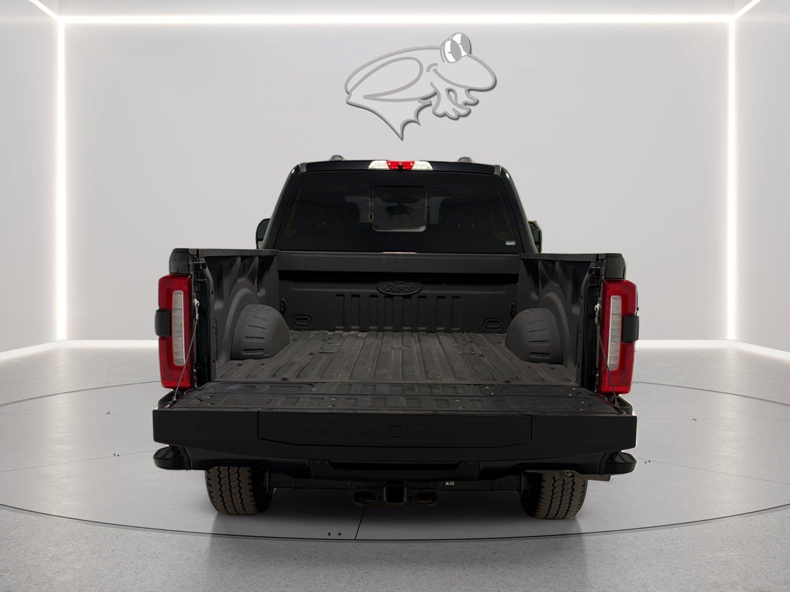 Certified 2025 Ford F350 Lariat w/ Lariat Ultimate Package AWD/4WD image 9