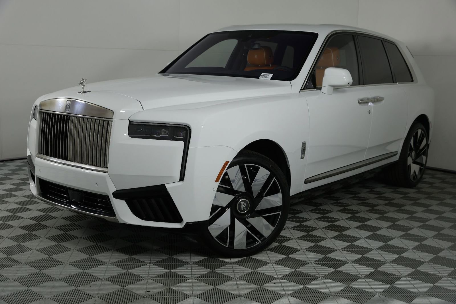 New 2026 Rolls-Royce Cullinan AWD/4WD image 39