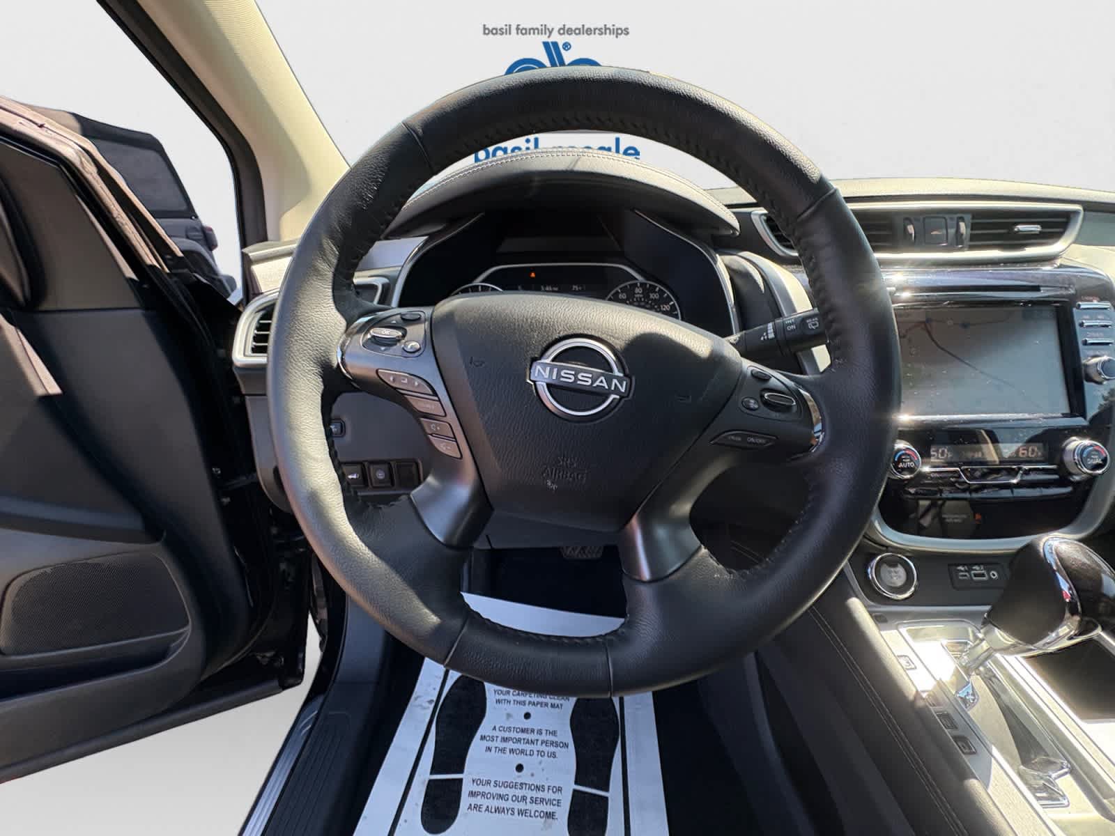Used 2024 Nissan Murano SV AWD/4WD image 16