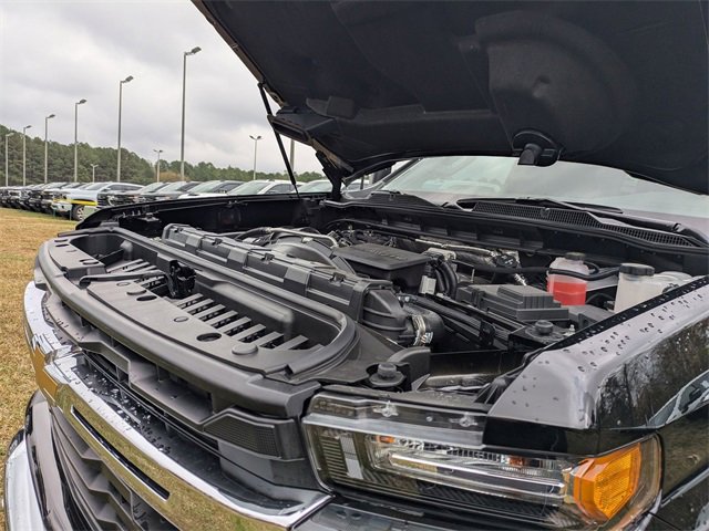 New 2026 Chevrolet Silverado 3500 LT w/ All Star Edition image 38