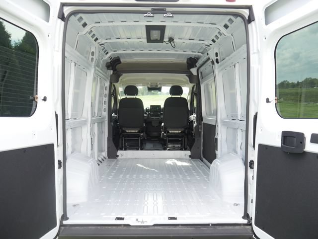 New 2026 RAM ProMaster 1500 w/ Quick Order Package 22G SLT FWD image 10