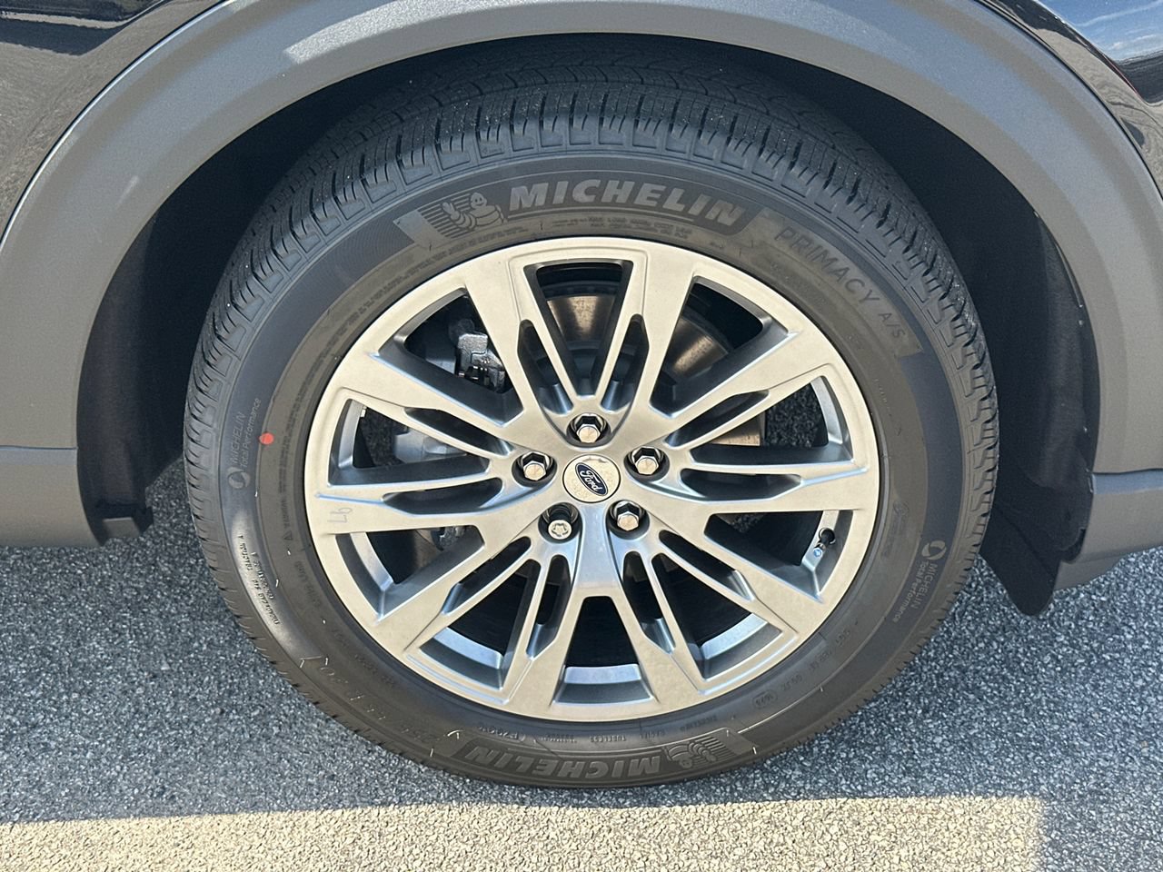 New 2026 Ford Explorer Platinum RWD image 12