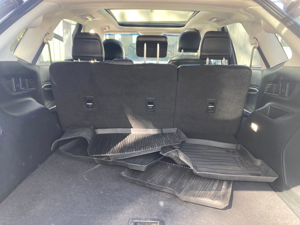 Used 2018 Ford Edge Titanium w/ Equipment Group 301A image 27