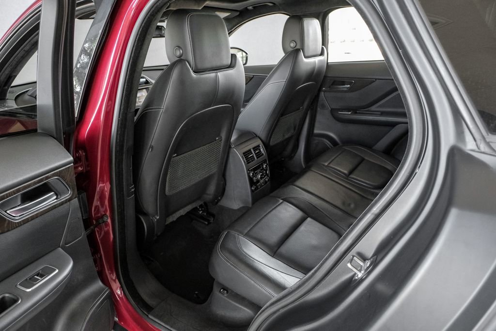 Used 2017 Jaguar F-PACE S image 45