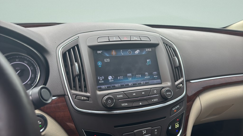 Used 2017 Buick Regal Premium FWD image 11