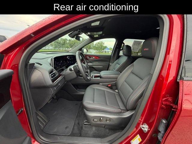 Certified 2025 Chevrolet Traverse Z71 w/ Driver Confidence Package AWD/4WD image 8