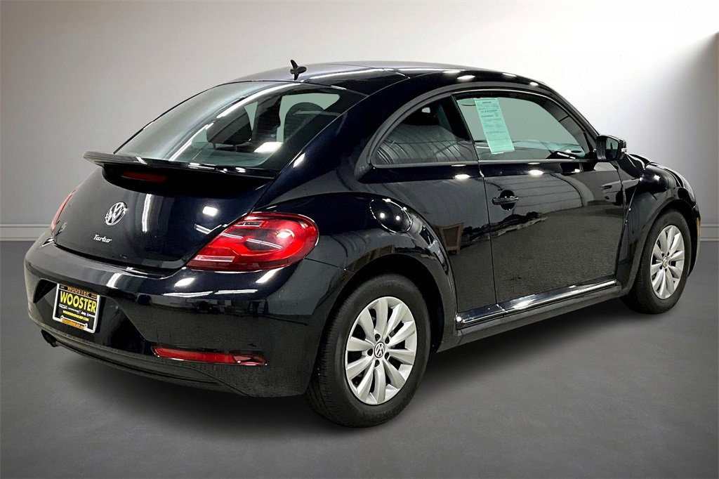 Used 2019 Volkswagen Beetle 2.0T S image 5