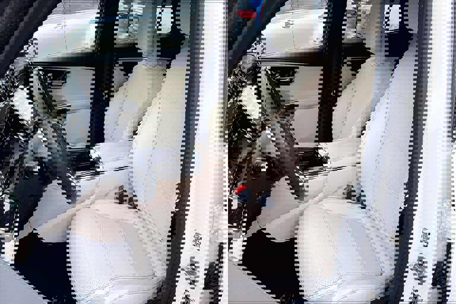 Used 2023 Mercedes-Benz GLC 300 GLC 300 image 24