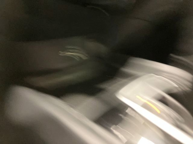 Used 2018 Nissan Rogue SV image 33