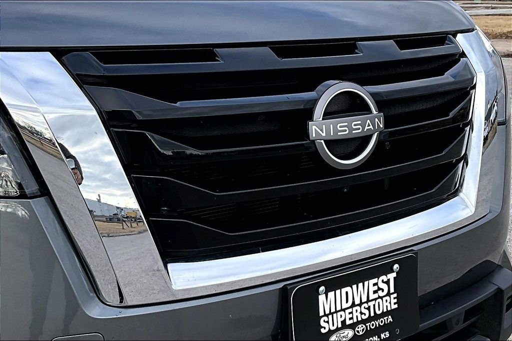 Used 2025 Nissan Pathfinder SL image 27