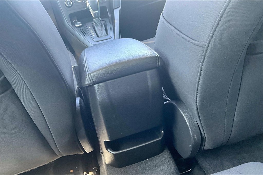 Used 2017 Ford Focus SE image 31