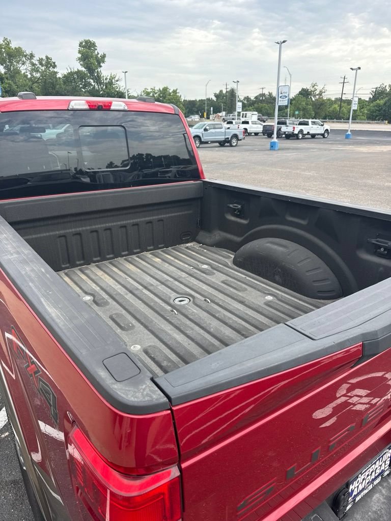 Used 2021 Ford F250 King Ranch w/ King Ranch Ultimate Package AWD/4WD image 3
