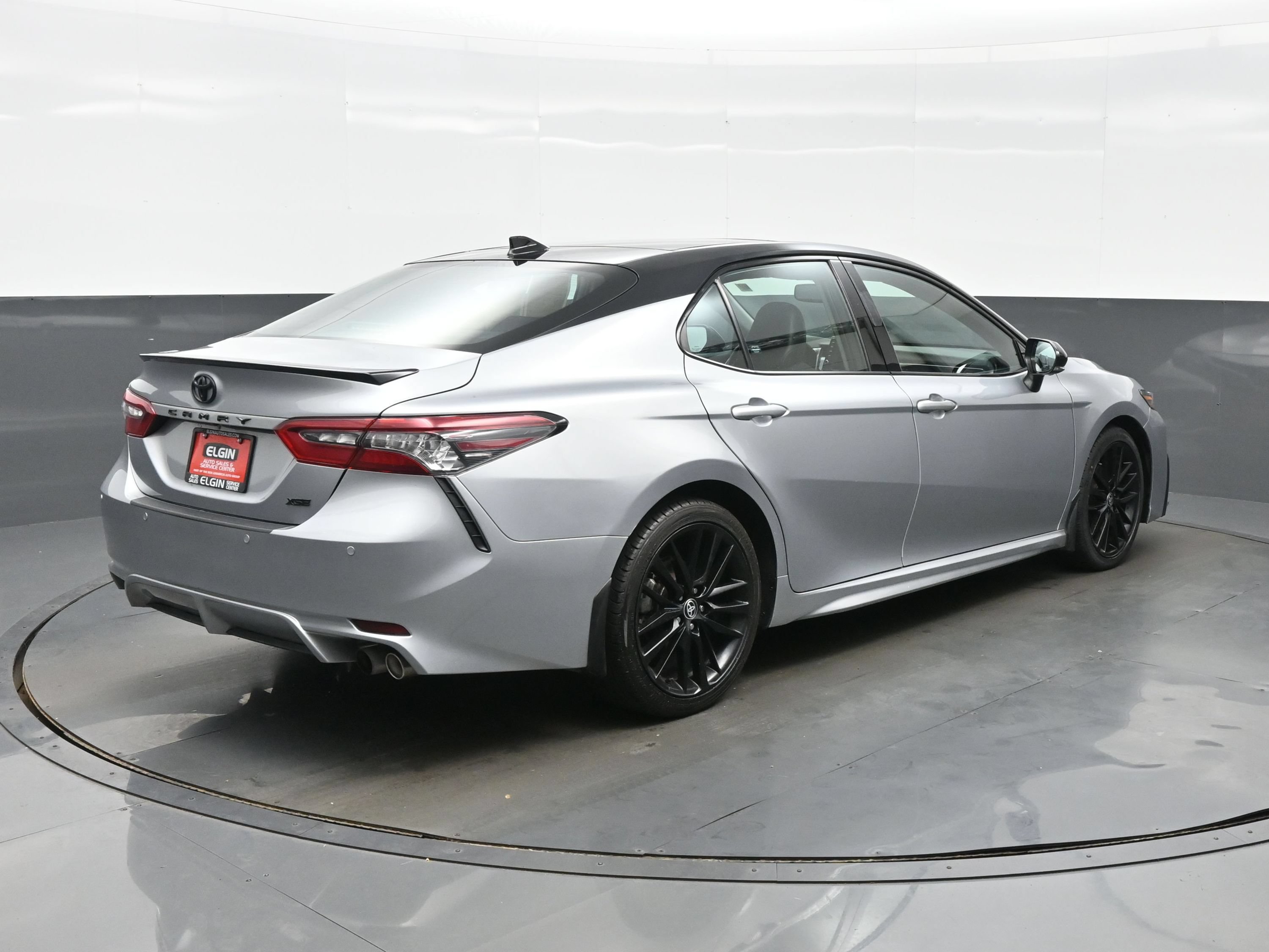 Used 2023 Toyota Camry XSE w/ Navigation Package FWD image 6