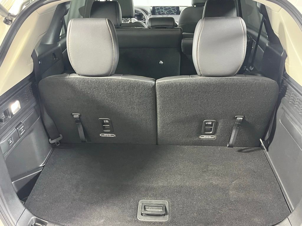Used 2025 MAZDA CX-90 Plug-In Hybrid w/Premium Sport image 30