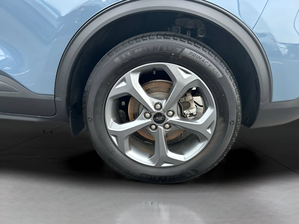 Certified 2025 Ford Escape ST-Line FWD image 28