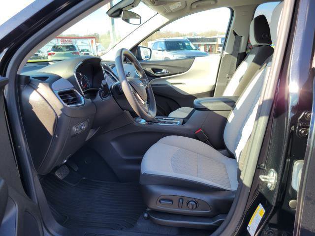 Used 2024 Chevrolet Equinox LS w/ LS Convenience Package AWD/4WD image 11