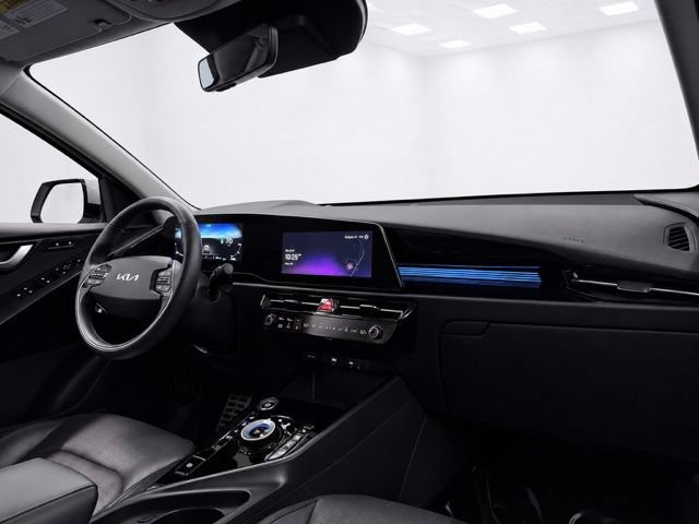 Used 2023 Kia Niro Wave w/ Wave Preserve Package FWD image 23