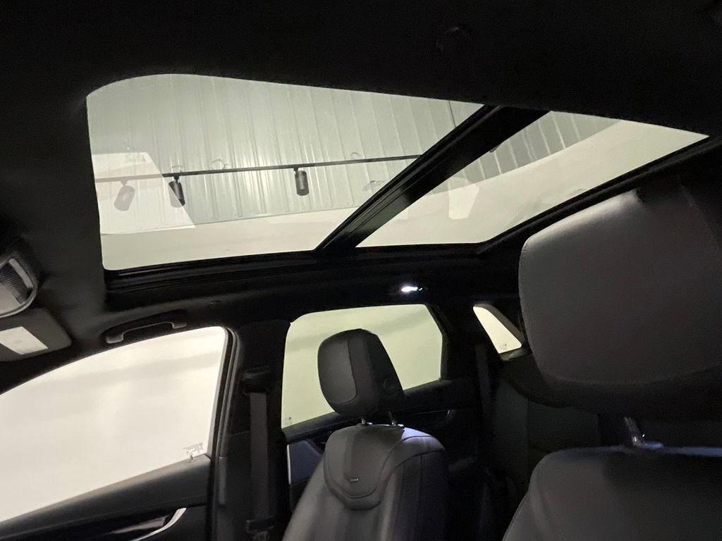 Used 2025 Cadillac XT5 Premium Luxury image 22