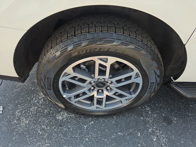 Used 2025 Ford Expedition Max Active image 5