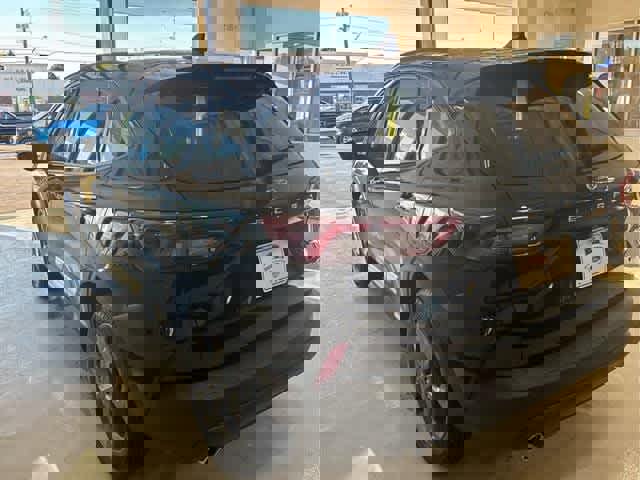 New 2025 Ford Escape ST-Line w/ Cold Weather Package image 4