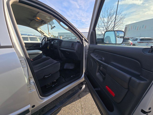 Used 2005 Dodge Ram 3500 Truck SLT w/ Trailer Tow Group RWD image 11