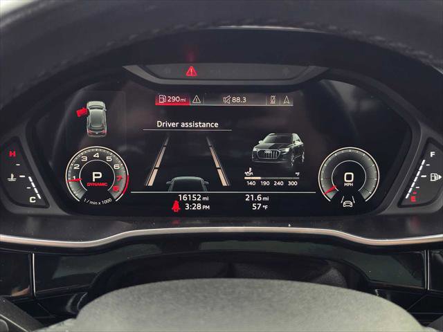 Used 2024 Audi Q3 2.0T Premium Plus w/ Premium Plus Package image 25