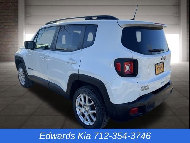 Used 2022 Jeep Renegade Latitude image 3