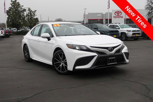 Certified 2023 Toyota Camry SE image 2