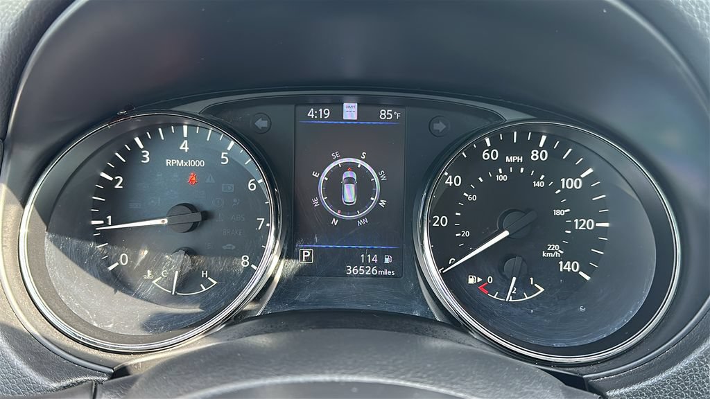 Used 2021 Nissan Rogue Sport SL w/ Premium Package FWD image 2