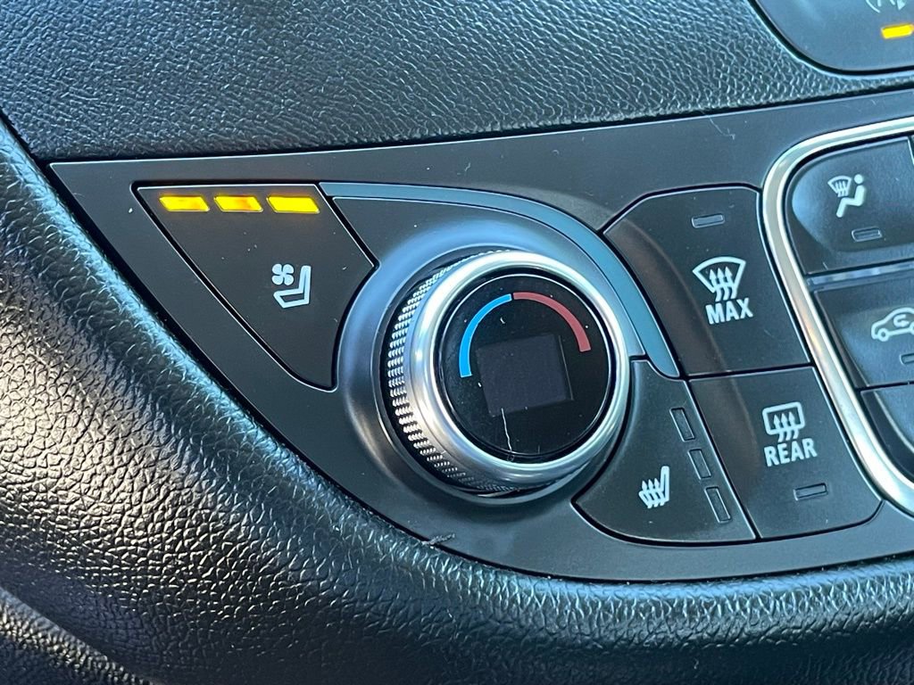 Used 2024 Chevrolet Malibu LT FWD image 19