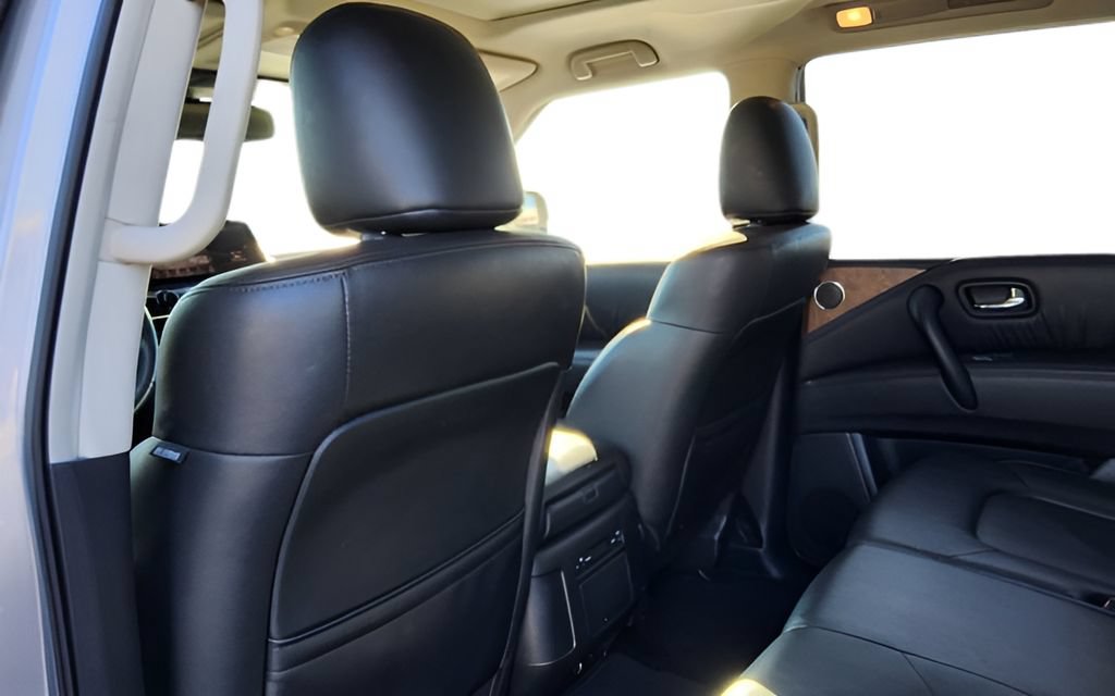 Used 2024 Nissan Armada SL AWD/4WD image 27