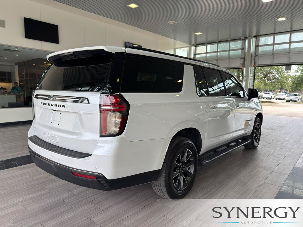 Used 2021 Chevrolet Suburban Z71 w/ Luxury Package AWD/4WD image 5