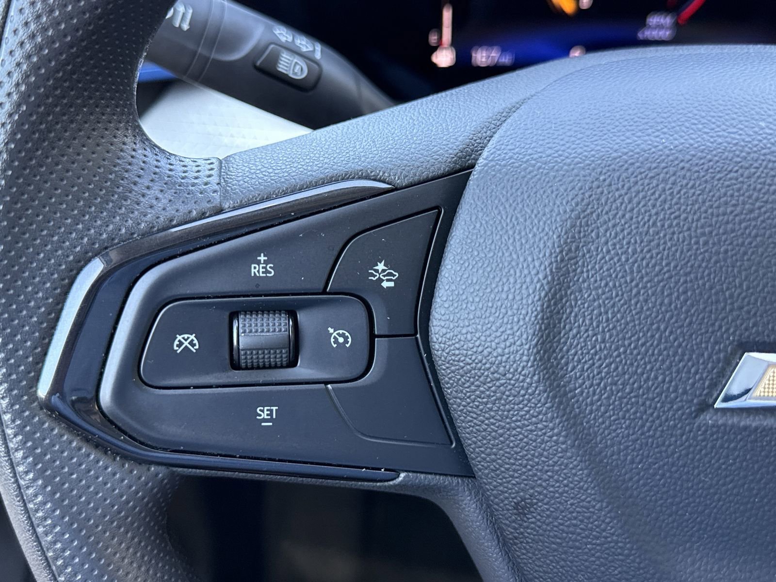 Used 2024 Chevrolet Trax LT FWD image 18