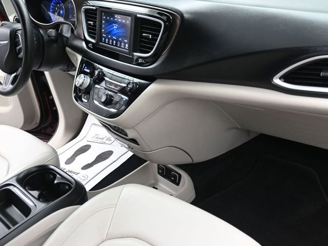 Used 2021 Chrysler Voyager Lxi image 29