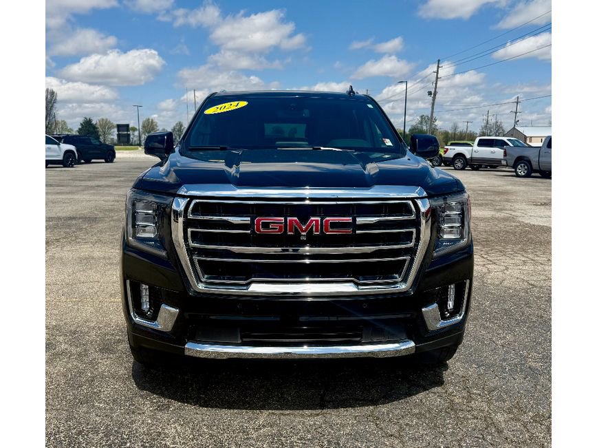 Used 2024 GMC Yukon XL SLT w/ SLT Luxury Package image 7