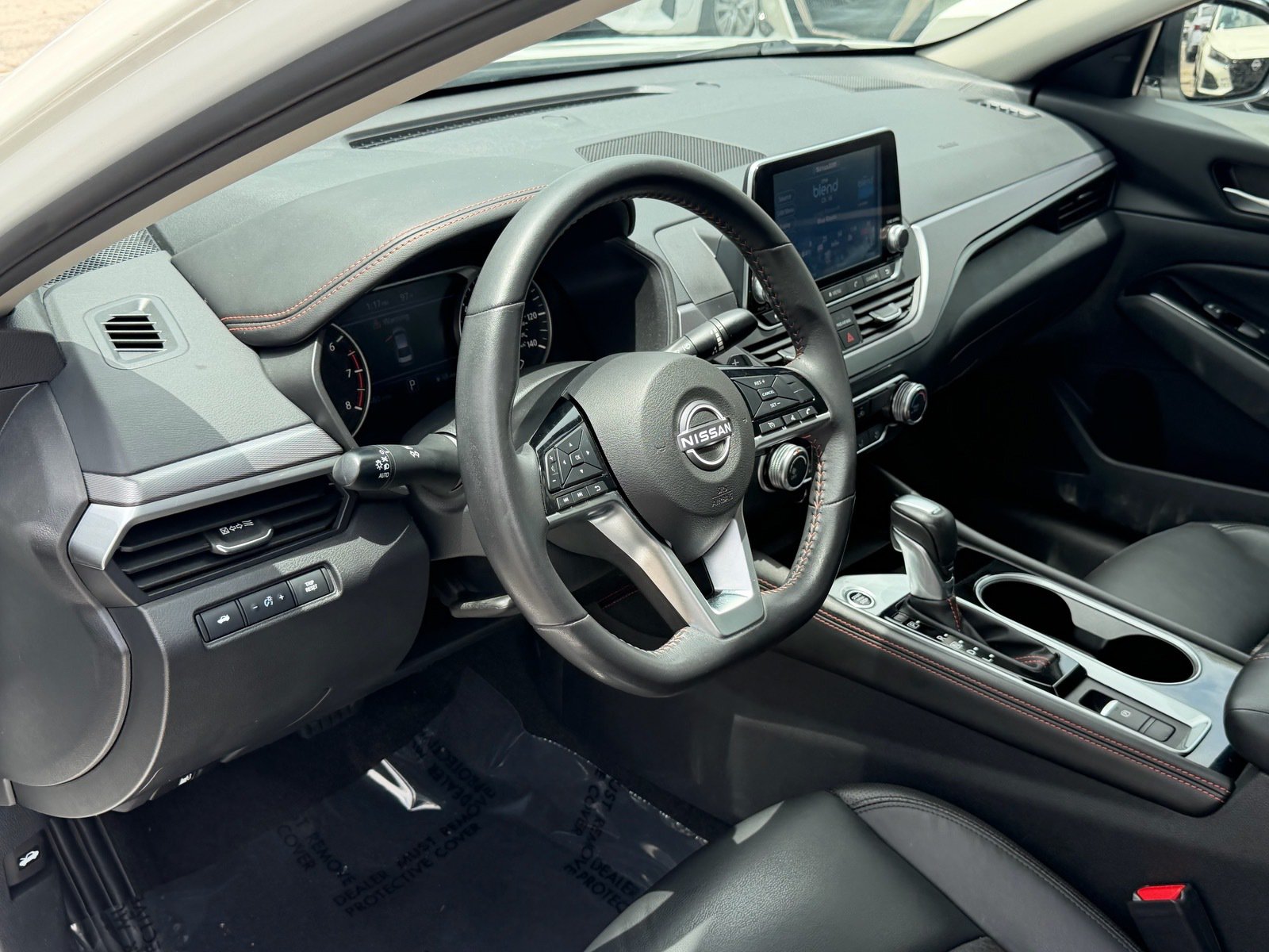 Certified 2024 Nissan Altima 2.5 SR AWD/4WD image 12